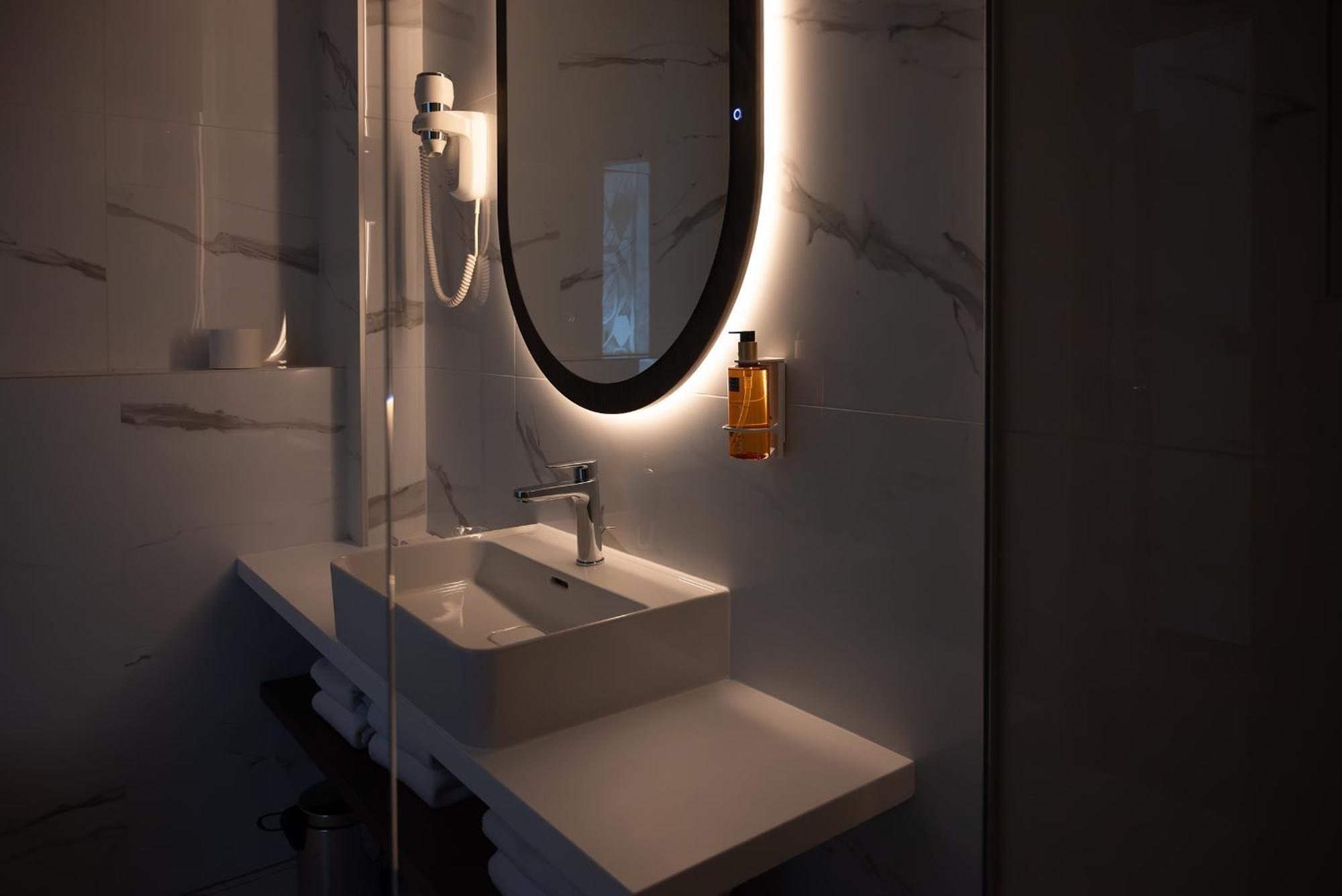 Diamond Otel 4*
