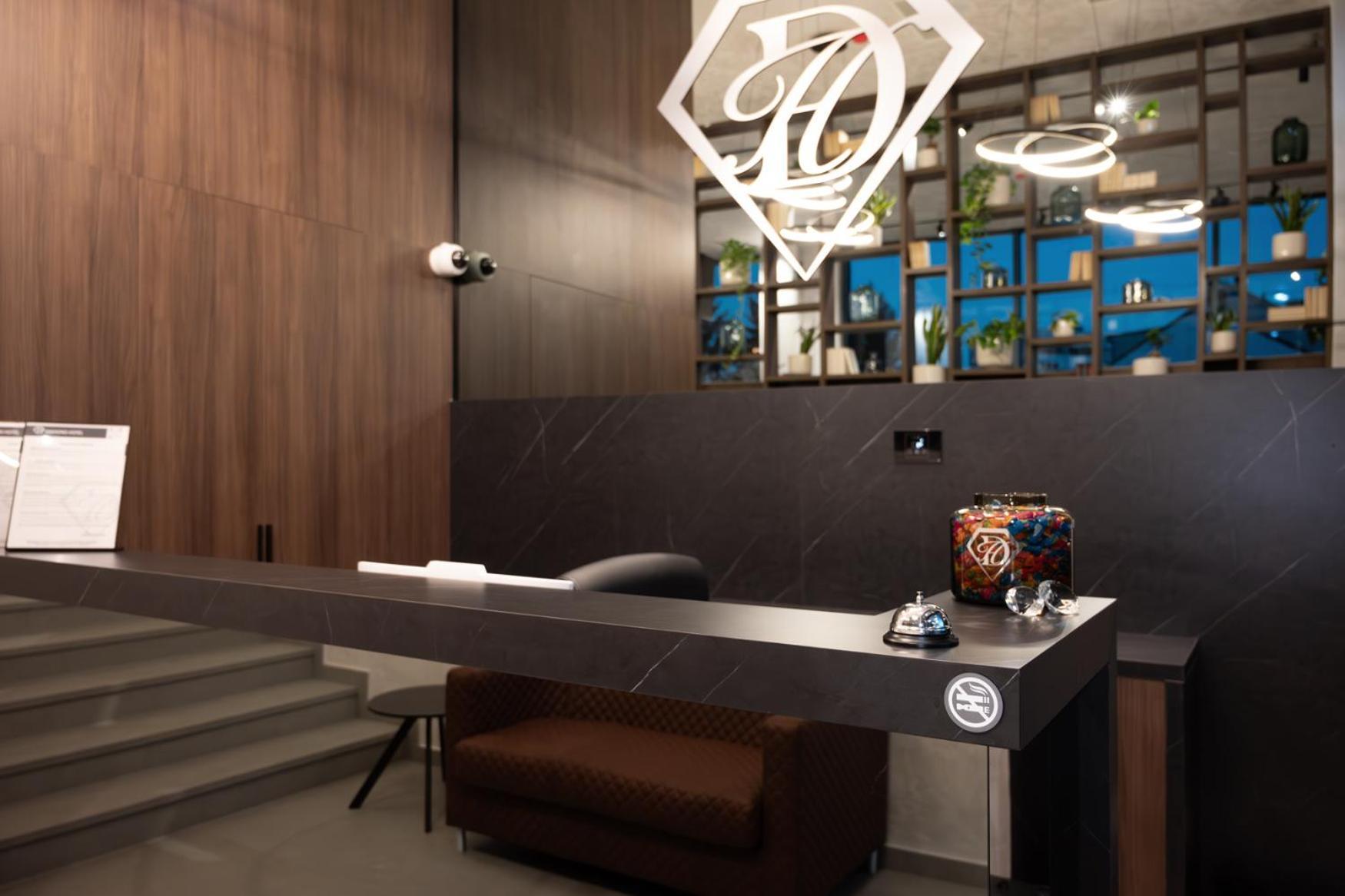 Diamond Otel 4*